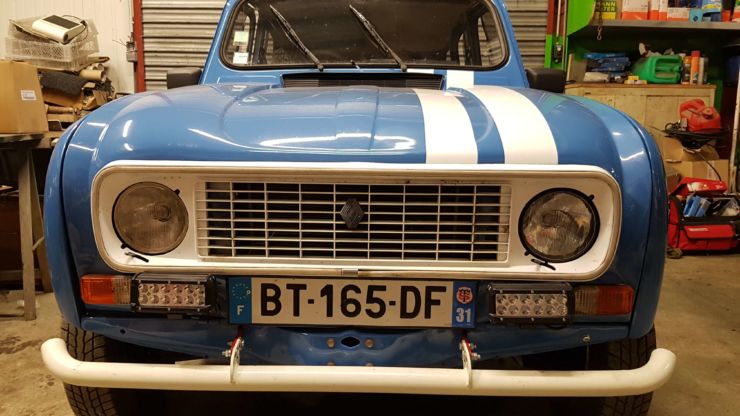 Installation des phares longues portées